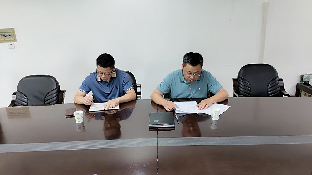 �н�ͨ�\(y��n)ݔ�ֿ����̎����ͬ־���hʷ�W(xu��)��(x��)�������}�h�n